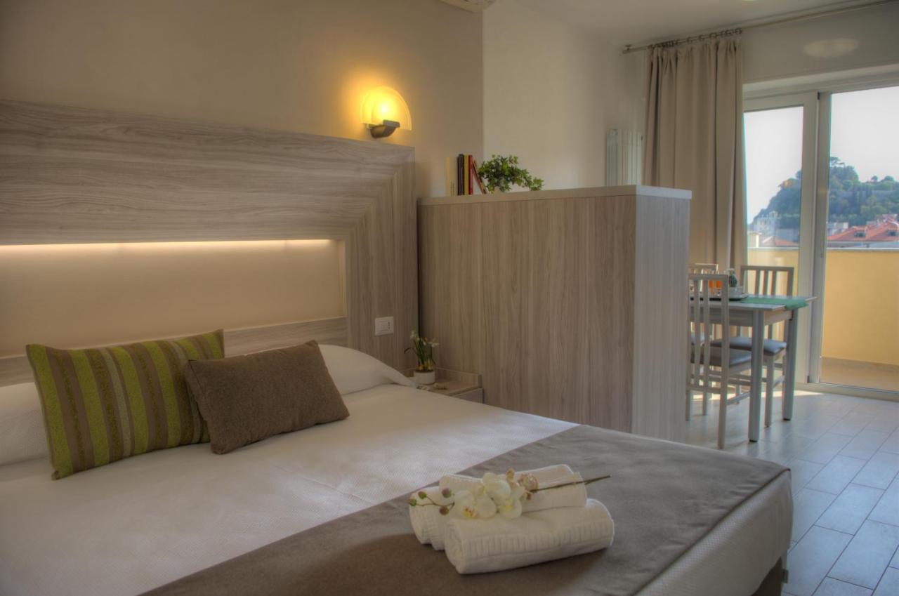 Hotel Residence La Palma Finale Ligure Εξωτερικό φωτογραφία